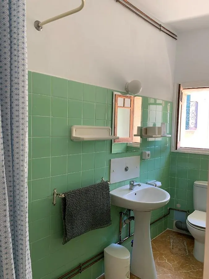 Notaria: Casco Antiguo Apartment with Garden Terrace Sant Feliu de Guixols