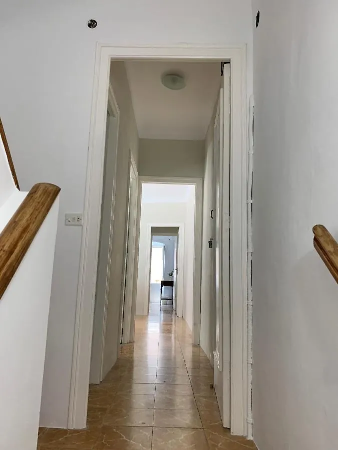 Notaria: Casco Antiguo Apartment with Garden Terrace Sant Feliu de Guixols