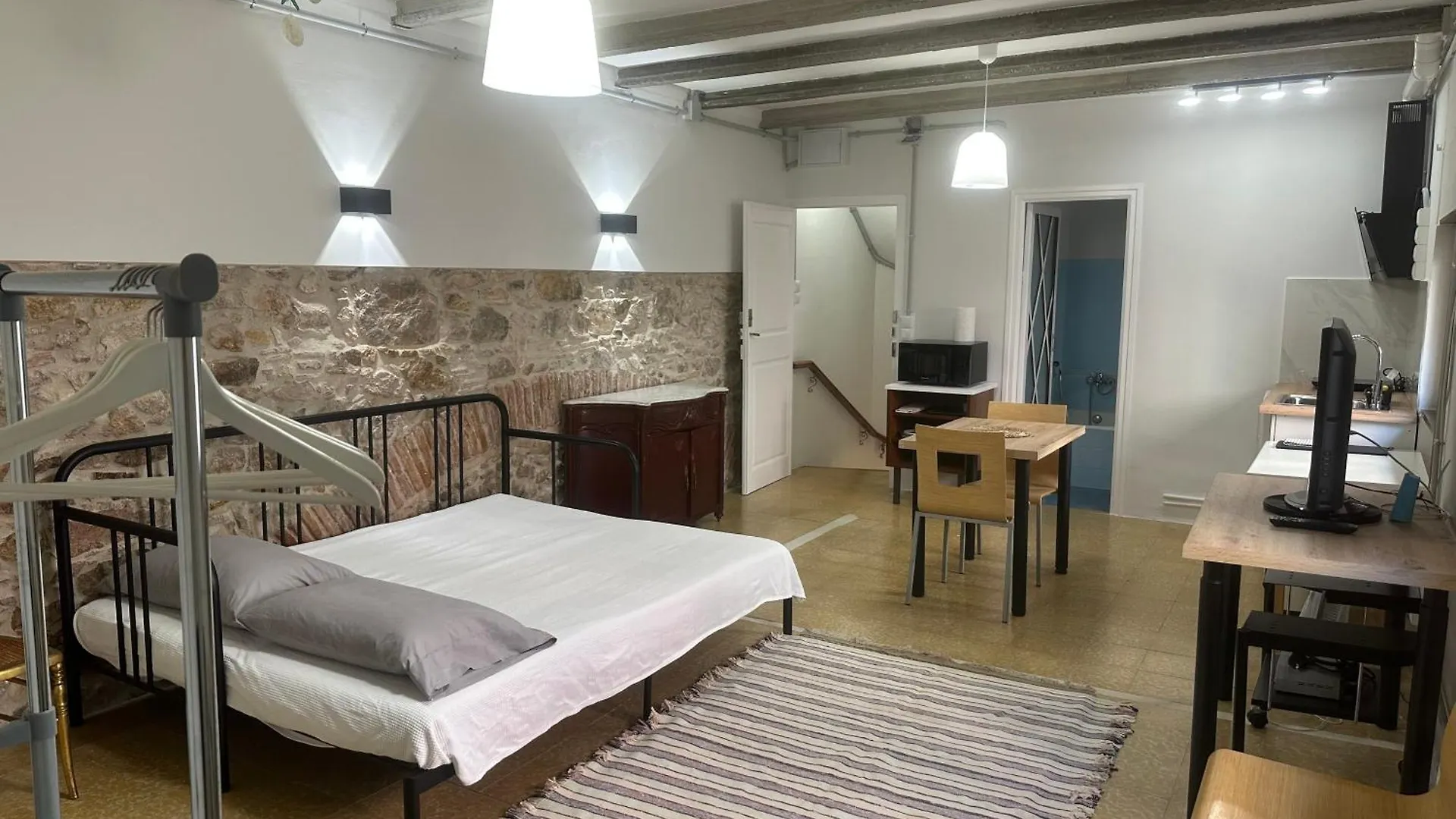 Notaria: Casco Antiguo Apartment with Garden Terrace Sant Feliu de Guixols 0*,  Spain